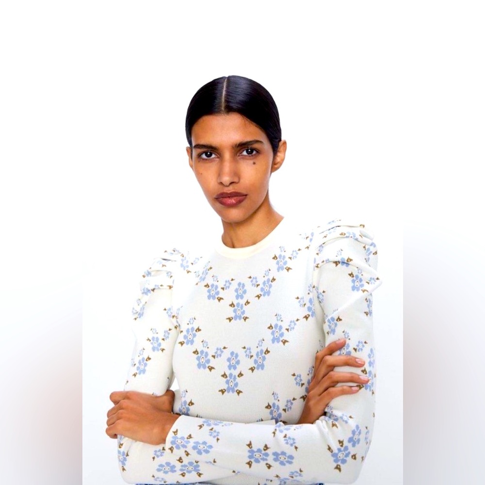 NEW ZARA Woman FASHION FLORAL KNIT  SWEATER SIZE M. NWT